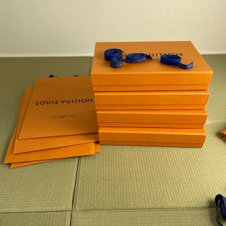 ルイヴィトン(LOUIS VUITTON)のlv箱4セット(ショップ袋)