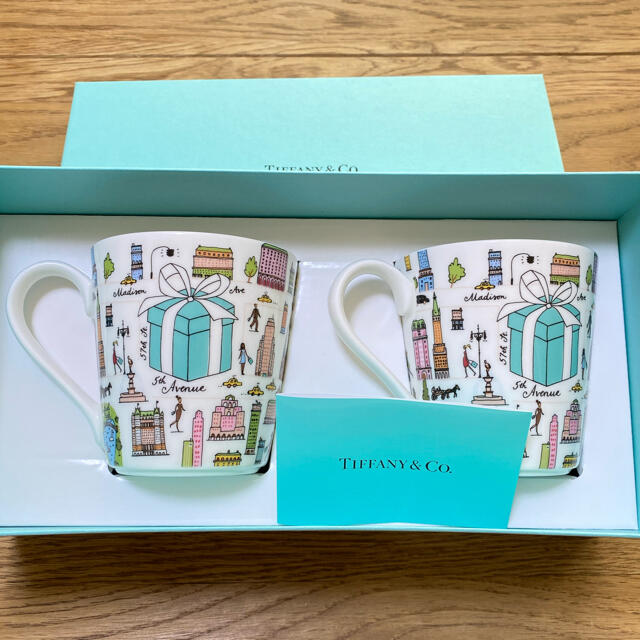 Tiffany & Co.  5thアベニューマグ 2コセット　新品グラス/カップ