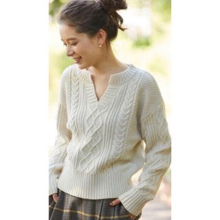 ロペピクニック(Rope' Picnic)の美品！キーネックケーブルプルオーバー(ニット/セーター)