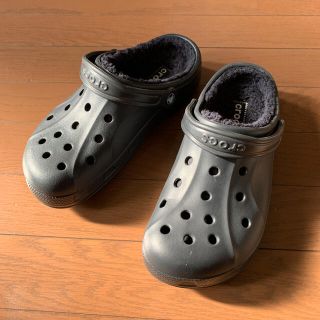 クロックス(crocs)のクロックス（黒、ボア付き、26cm）(サンダル)