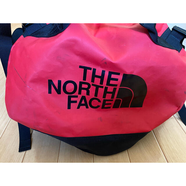 THE NORTH FACE(ザノースフェイス)のTHE NORTH FACE BASE CAMP DUFFEL  M(72L) メンズのバッグ(ボストンバッグ)の商品写真