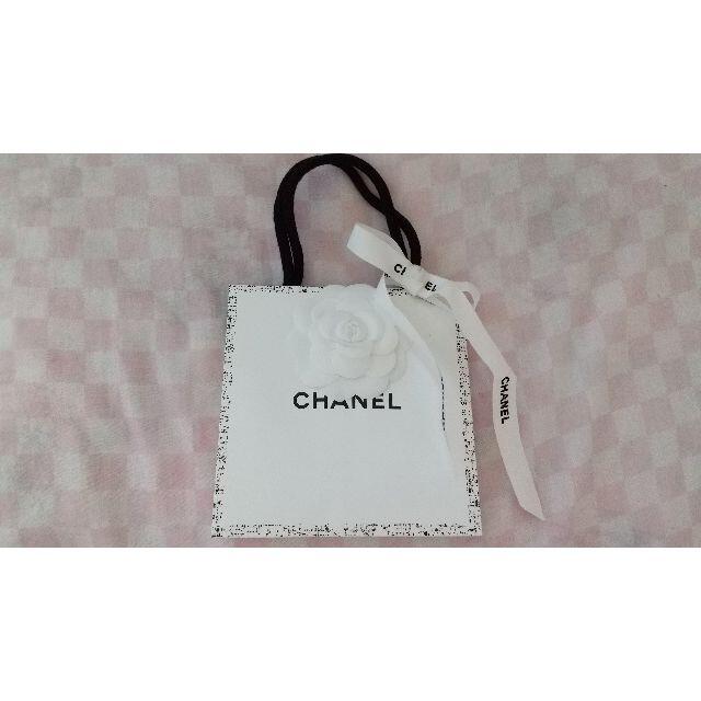 CHANEL(シャネル)のシャネルミニ紙袋 レディースのレディース その他(その他)の商品写真