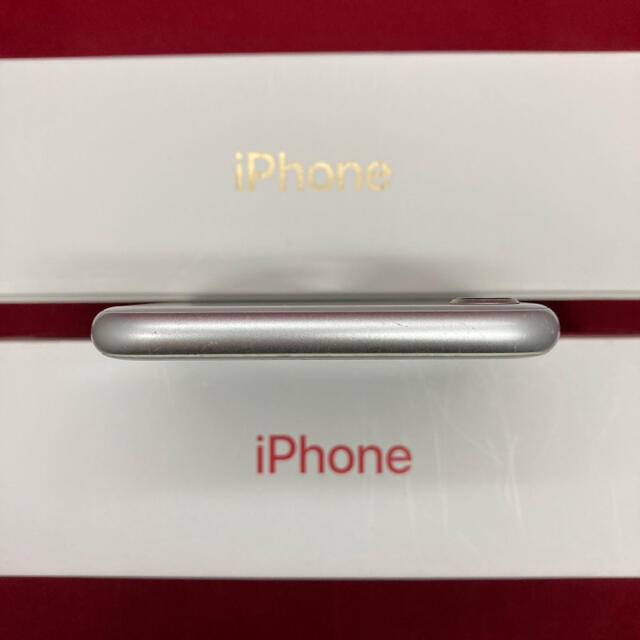 SIMフリー iPhone8 64GB シルバー 上美品