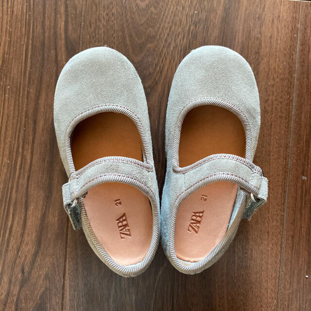 ZARA KIDS(ザラキッズ)のZARA baby バレエシューズ キッズ/ベビー/マタニティのベビー靴/シューズ(~14cm)(フラットシューズ)の商品写真