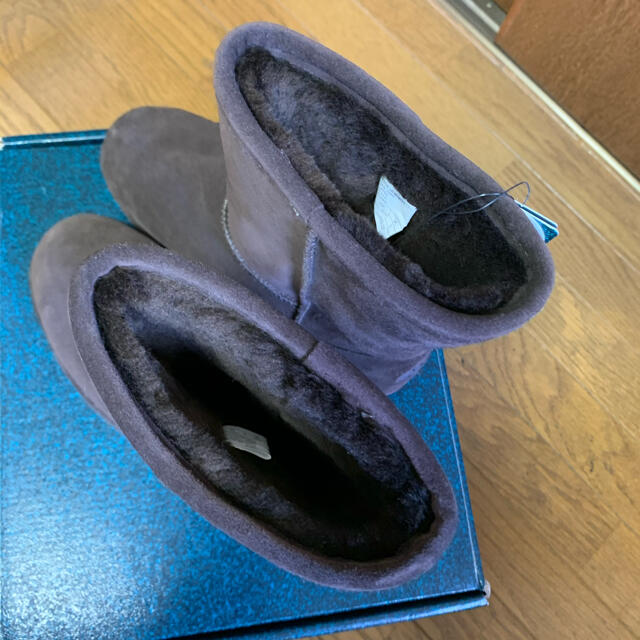 EMU(エミュー)のエミュースノーブーツ　22センチ レディースの靴/シューズ(ブーツ)の商品写真