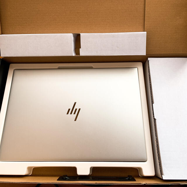 HP ENVY15/32GB/SSD2TB/RTX2060/UHD4K