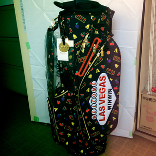 WIN WINのLASVEGASスタンドキャディバッグ(バッグ)