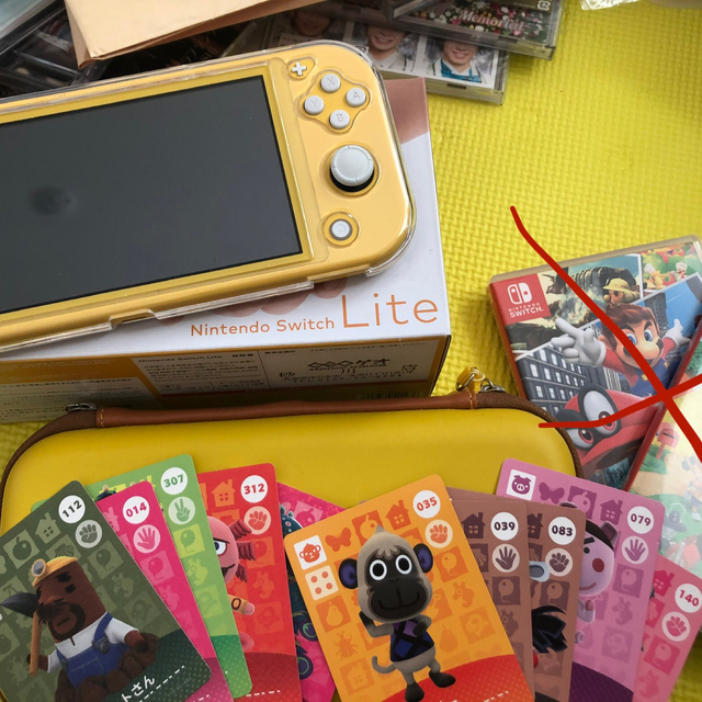 ニンテンドースイッチライト　美品