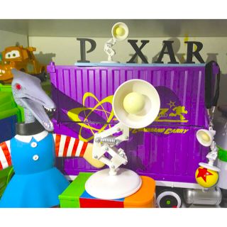 トイストーリー(トイ・ストーリー)のPIXAR ☆ ピクサーランプ　　リアルフィギュア(キャラクターグッズ)