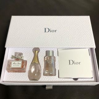 クリスチャンディオール(Christian Dior)のディオール　フレグランスギフト　パルファン(香水(女性用))