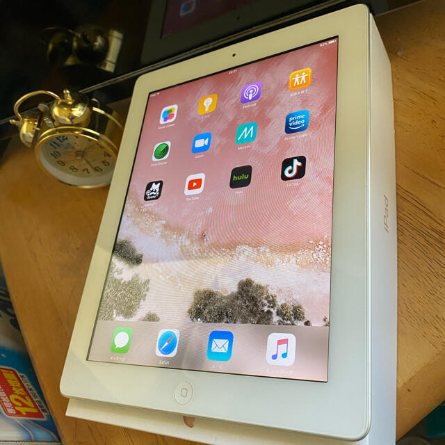 iPad(アイパッド)の完動品　iPad2 大容量64GB WiFiモデル　アイパッド　第2世代 スマホ/家電/カメラのPC/タブレット(タブレット)の商品写真
