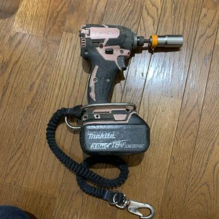 マキタ(Makita)のmakita18v インパクトドライバー  大幅値下げ(工具/メンテナンス)