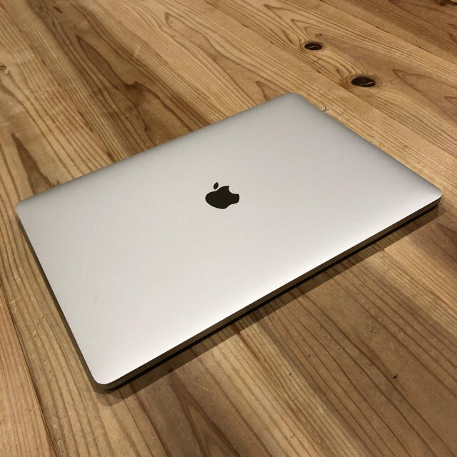 格安！MacBook pro 15インチ 2018