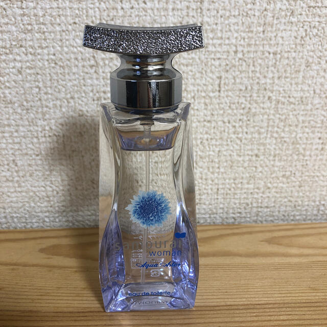 SAMOURAI(サムライ)のサムライウーマン　アクアアスターオードトワレ40ml コスメ/美容の香水(香水(女性用))の商品写真