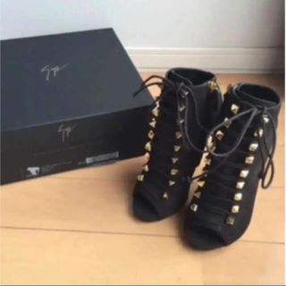 ジュゼッペザノッティ(GIUZEPPE ZANOTTI)のジュゼッペザノッティ ゴールドスタッズブーティ(ブーティ)