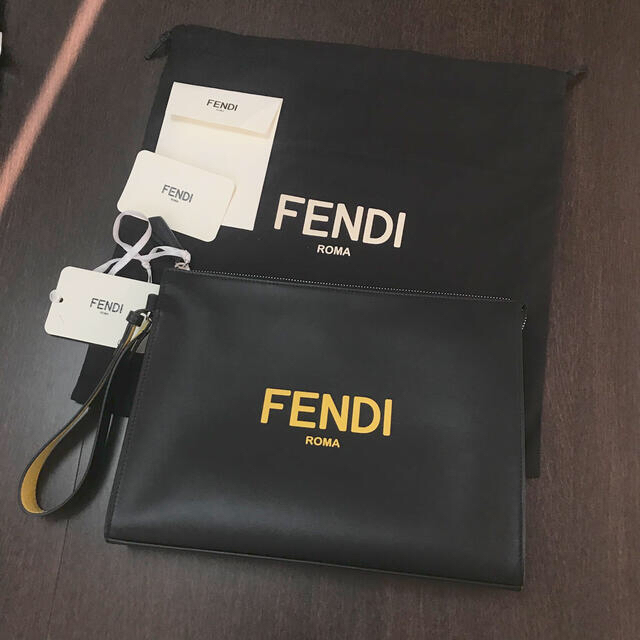 FENDI(フェンディ)の■ FENDI フラット スリム クラッチ ■  メンズのバッグ(セカンドバッグ/クラッチバッグ)の商品写真