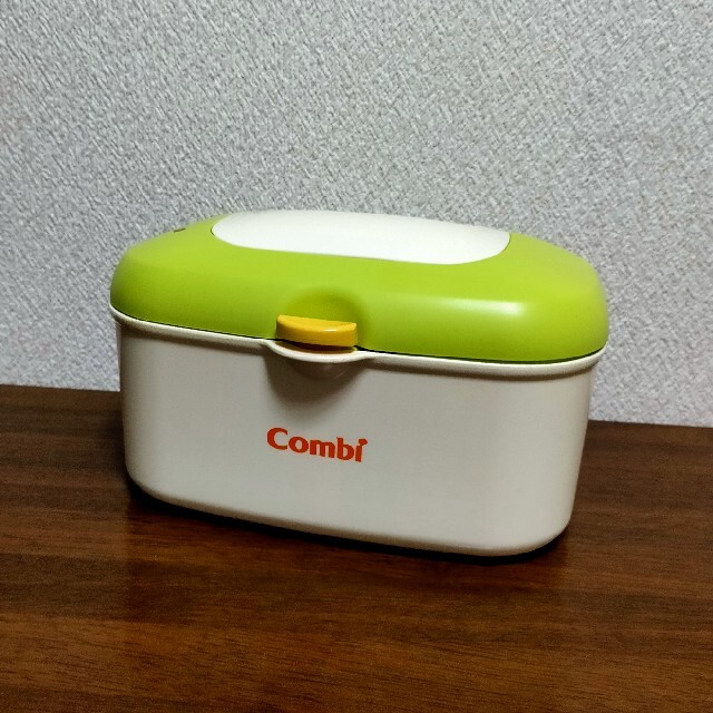 combi(コンビ)のCombi おしりふきあたため器　クイックウォーマー キッズ/ベビー/マタニティのおむつ/トイレ用品(ベビーおしりふき)の商品写真