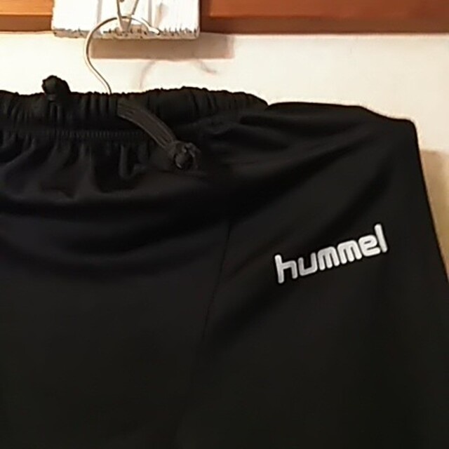 hummel(ヒュンメル)のhummel サッカースパッツ　140㌢ スポーツ/アウトドアのサッカー/フットサル(ウェア)の商品写真