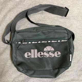 エレッセ(ellesse)のellesse  ショルダーバック　ブラック(ショルダーバッグ)