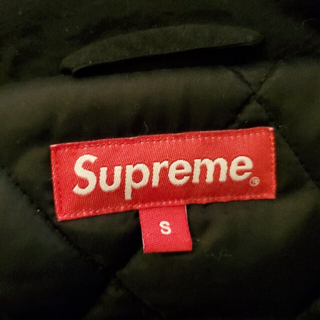 Supreme(シュプリーム)の★シュプリーム Stars Puffy Jacket sizeS black メンズのジャケット/アウター(ブルゾン)の商品写真