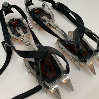 ブラックダイヤモンド(Black Diamond)のブラックダイヤモンド　12本歯アイゼン　セラッククリップ(登山用品)