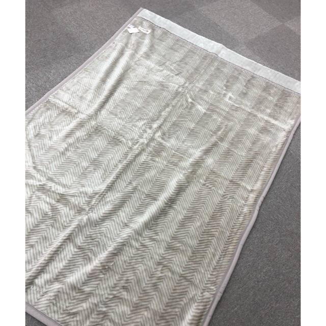 新品!日本製シングル あったか合わせ毛布 B格品アウトレット商品 Z柄ベージュ