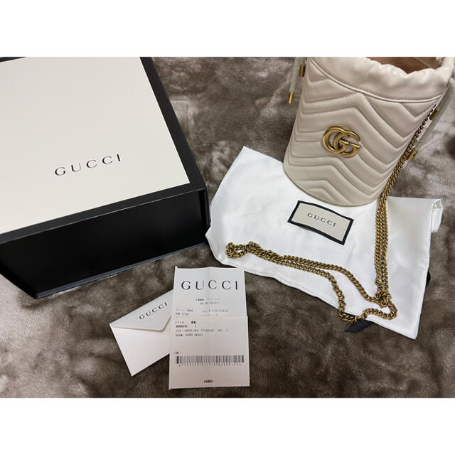 Gucci - GUCCI GGマーモント　ミニバケットバッグ