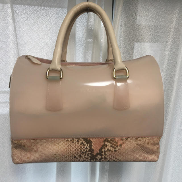 【美品】FURLA フルラ　キャンディーバッグ　エナメル