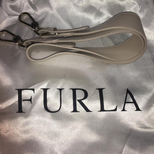 【美品】FURLA フルラ　キャンディーバッグ　エナメル