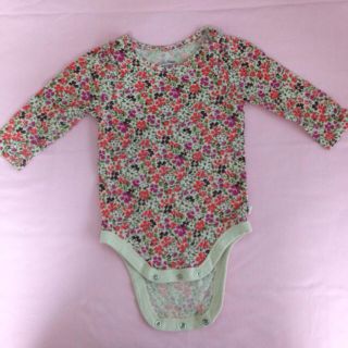 ギャップ(GAP)の美品♡babyGAP♡花柄ロンパ♡70(ロンパース)