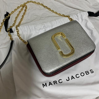 marc jacobsのチェーンバッグ