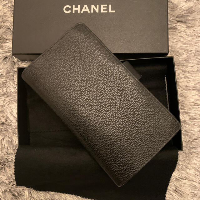 CHANEL(シャネル)のCHANEL キャビアスキン　長財布　ウォレット　がま口 レディースのファッション小物(財布)の商品写真