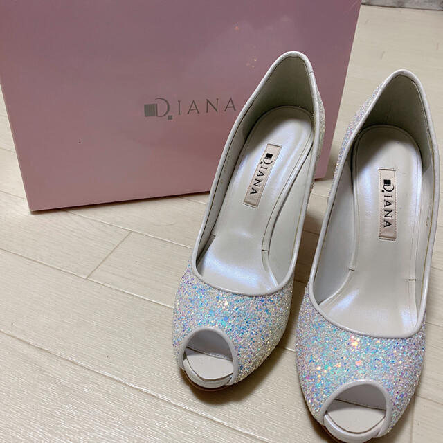 DIANA(ダイアナ)のブライダルシューズ DIANA 23cm レディースの靴/シューズ(ハイヒール/パンプス)の商品写真