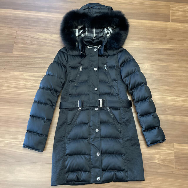 BURBERRY(バーバリー)の★美品★バーバリー　ダウンコート    キッズ/ベビー/マタニティのキッズ服女の子用(90cm~)(コート)の商品写真