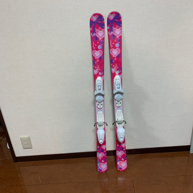 Hart ジュニアスキー　116cmビンディング付　かわいい! スポーツ/アウトドアのスキー(板)の商品写真