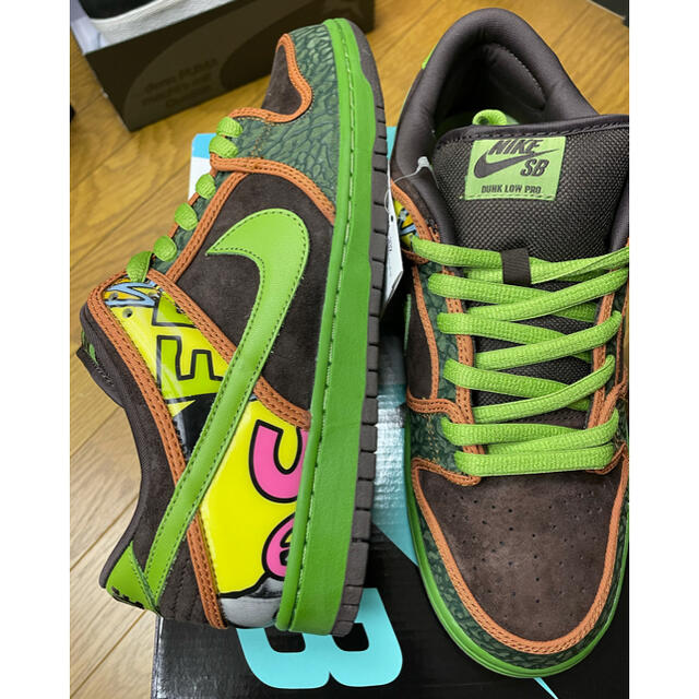 NIKE(ナイキ)の新品!Nike dunk low SB DE LA SOULコラボ 28cm  メンズの靴/シューズ(スニーカー)の商品写真