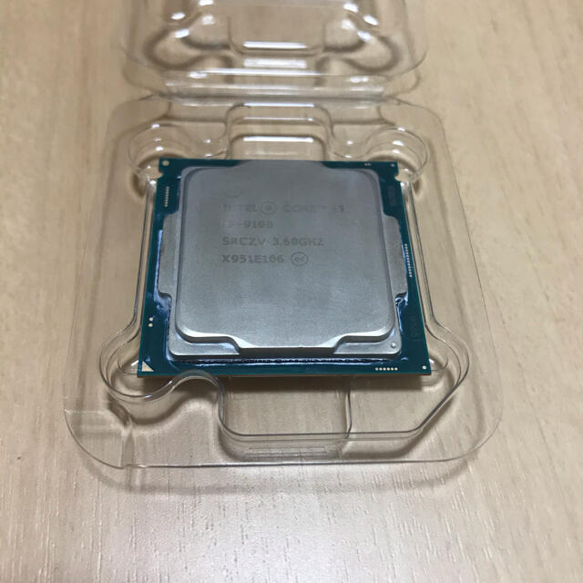 Core i3 9100 グラフィック機能付きPCパーツ