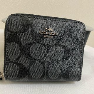 コーチ(COACH)のcoach  二つ折り財布　値下げしました(財布)