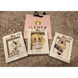 アタオ(ATAO)の【Xmas限定】ILEMER ハッピードール　着せ替えデラックスセット(キャラクターグッズ)