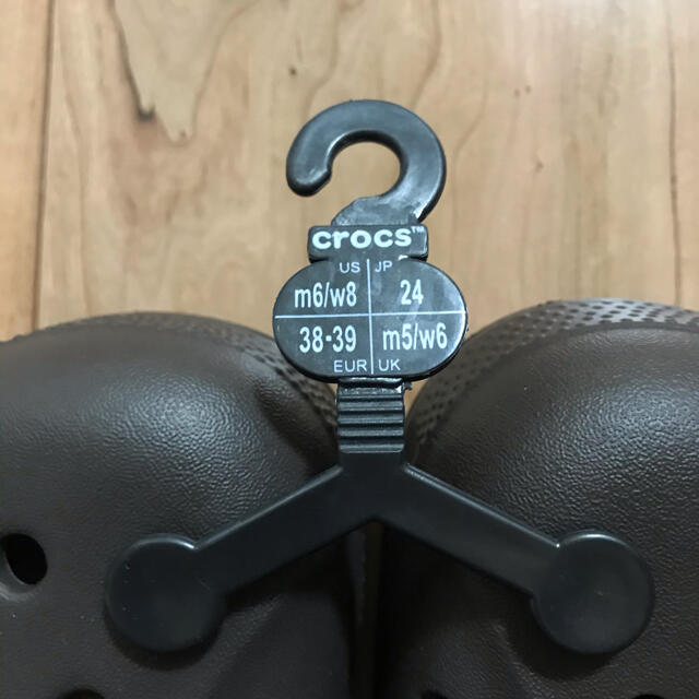crocs(クロックス)のゆうぽん様　クロックス　ファーサンダル　新品 レディースの靴/シューズ(サンダル)の商品写真