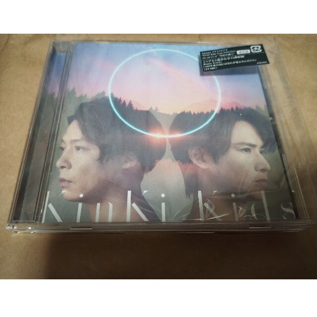 KinKi Kids(キンキキッズ)のO album 通常版 KinKi Kids 即日発送 定価以下 エンタメ/ホビーのCD(ポップス/ロック(邦楽))の商品写真