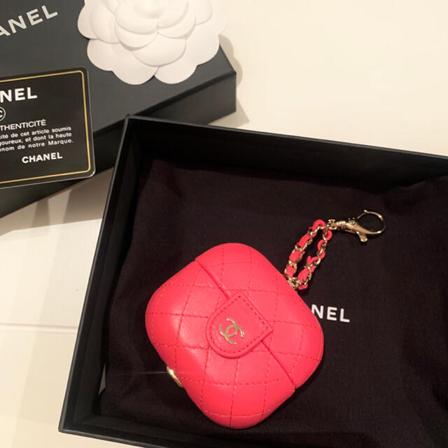 CHANEL AirPods proケース.•★新品未使用