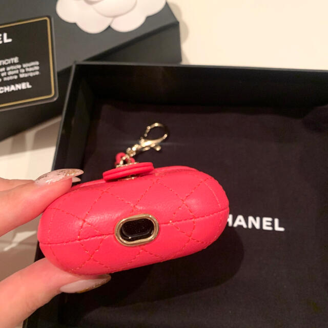 CHANEL AirPods proケース.•★新品未使用