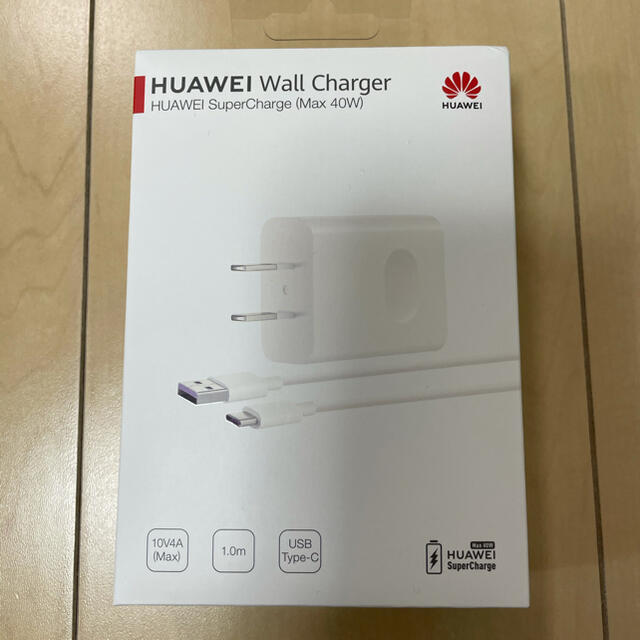 HUAWEI(ファーウェイ)のHUAWEI WALL CHARGER スマホ/家電/カメラのスマートフォン/携帯電話(バッテリー/充電器)の商品写真