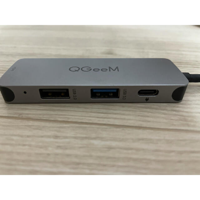 USB C ハブ HUB QGeeM USB Type C HDMI スマホ/家電/カメラのPC/タブレット(PC周辺機器)の商品写真
