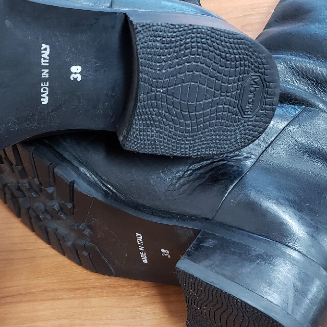 vibram(ビブラム)の値下げ 希少イタリア製レザーロングブーツ　ビブラム×スタリオーニ　美品 レディースの靴/シューズ(ブーツ)の商品写真