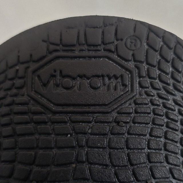 vibram(ビブラム)の値下げ 希少イタリア製レザーロングブーツ　ビブラム×スタリオーニ　美品 レディースの靴/シューズ(ブーツ)の商品写真