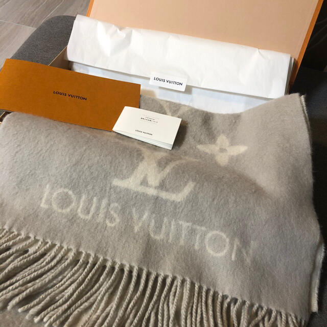 LOUIS VUITTON(ルイヴィトン)のルイヴィトン　マフラー　 レディースのファッション小物(マフラー/ショール)の商品写真