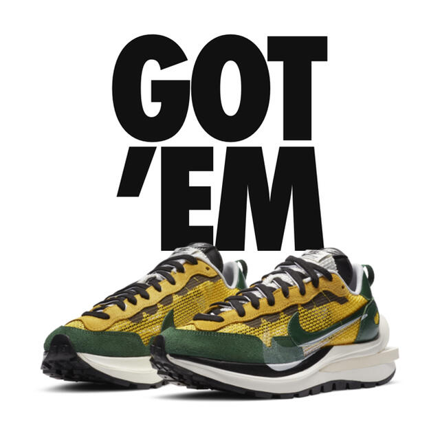 NIKE(ナイキ)のナイキ×sacai ヴェイパーワッフル　Yellow & Green  メンズの靴/シューズ(スニーカー)の商品写真