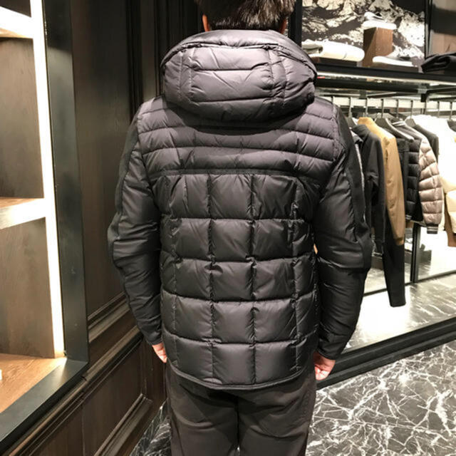 MONCLER(モンクレール)の希少‼️★MONCLER  RYAN ダウンジャケット★ メンズのジャケット/アウター(ダウンジャケット)の商品写真